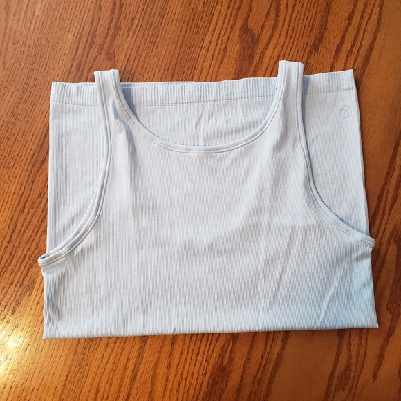 NWOT Lululemon Size 10 Seek Simplicity Tank - Picture 3 of 3